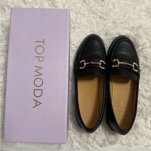 TOP Moda Black Loafers with Gold Chain Accent